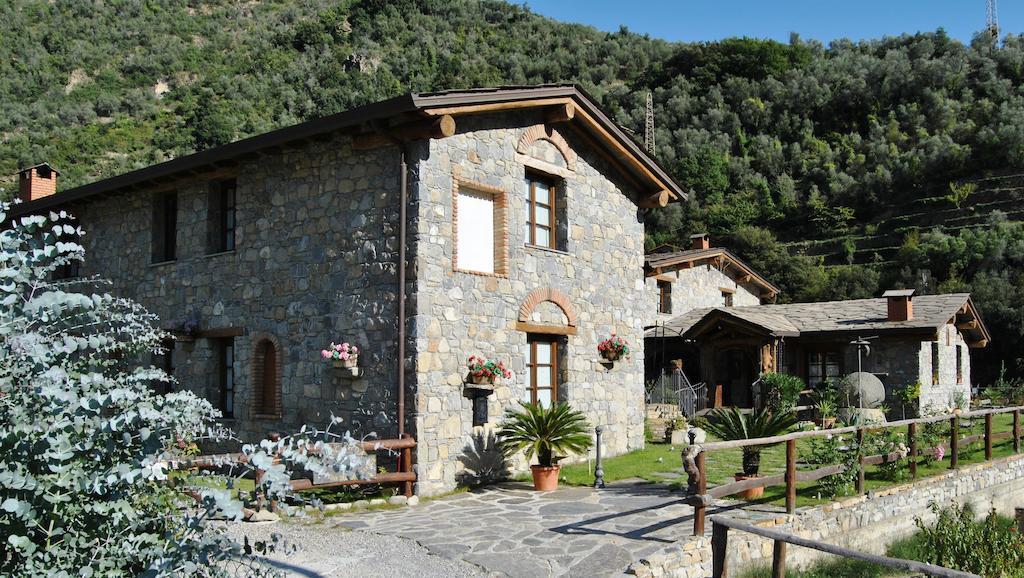 Le Macine Del Confluente Bed & Breakfast Badalucco Exterior photo