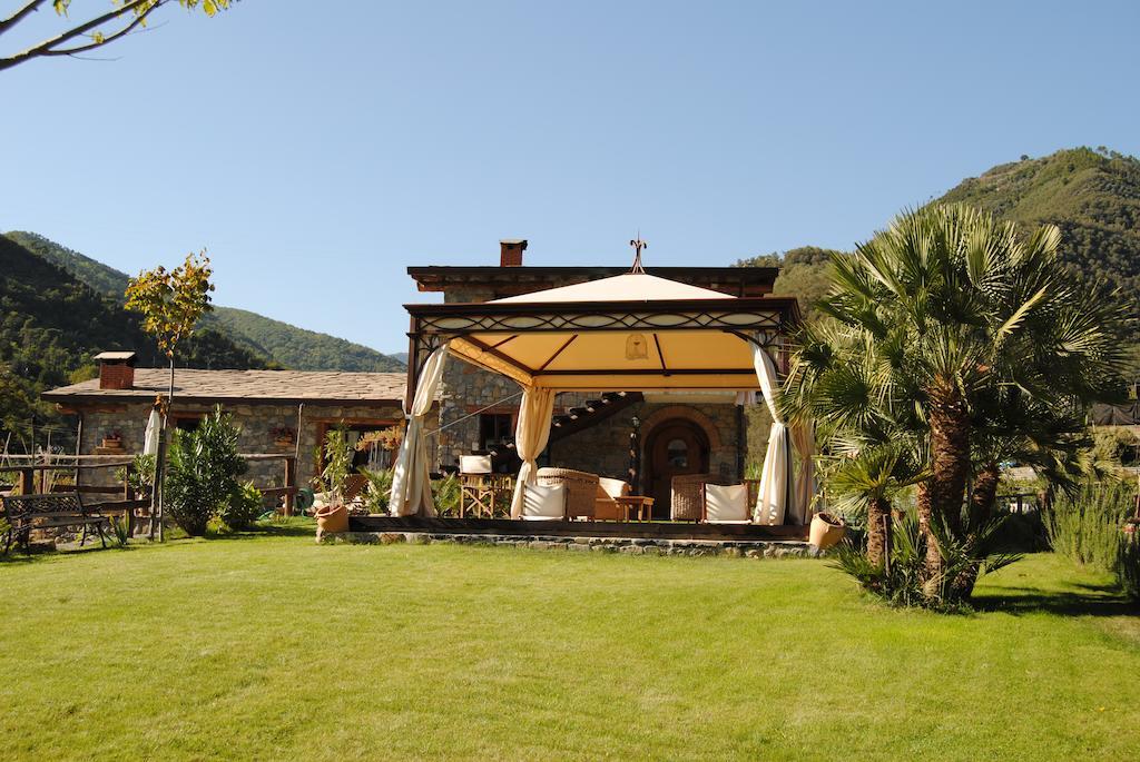 Le Macine Del Confluente Bed & Breakfast Badalucco Exterior photo